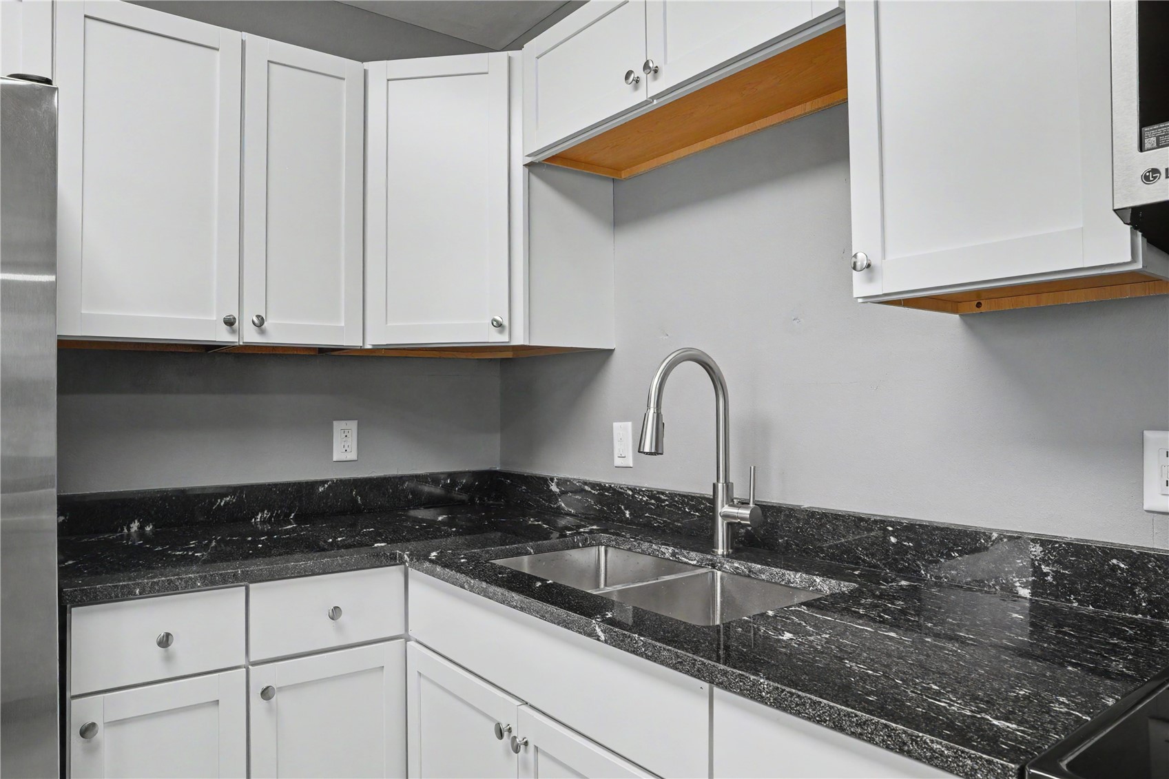 5700 Colorado Drive SW Cedar Rapids IA 52404