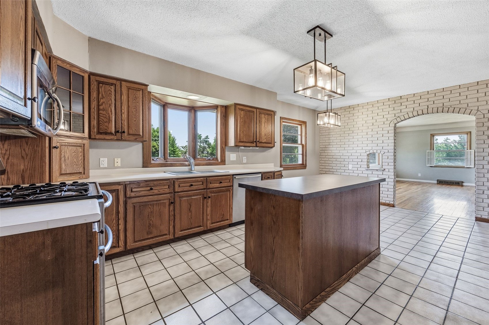 2750 10th Street Marion IA 52302