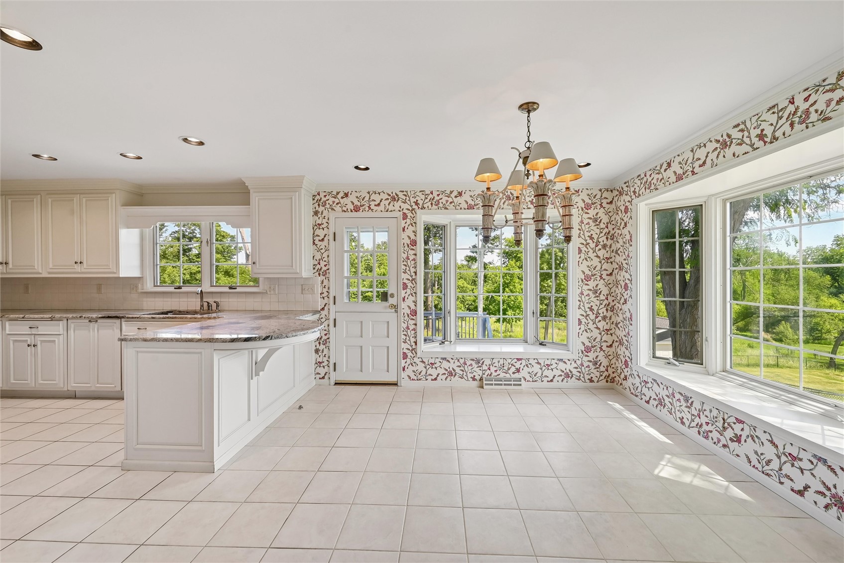 5022 Broadlawn Drive SE Cedar Rapids IA 52403