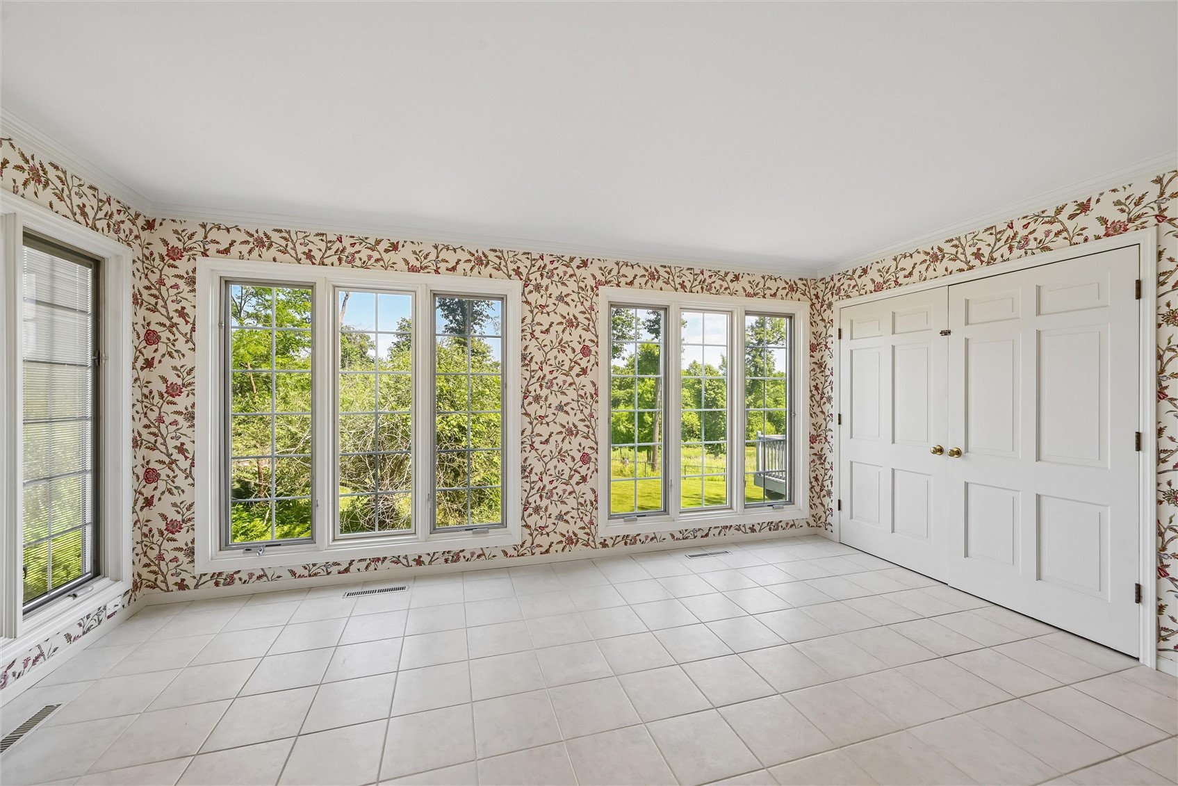 5022 Broadlawn Drive SE Cedar Rapids IA 52403