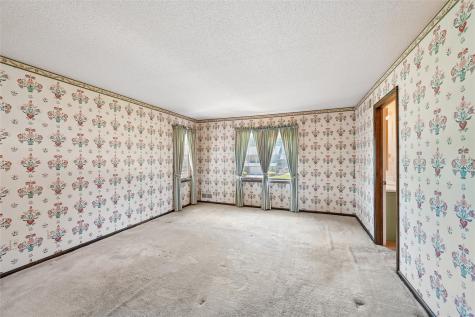 5022 Broadlawn Drive SE Cedar Rapids IA 52403