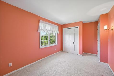 5022 Broadlawn Drive SE Cedar Rapids IA 52403