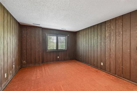 5022 Broadlawn Drive SE Cedar Rapids IA 52403