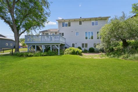 5022 Broadlawn Drive SE Cedar Rapids IA 52403