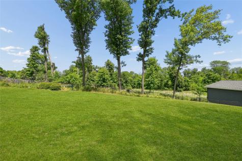 5022 Broadlawn Drive SE Cedar Rapids IA 52403