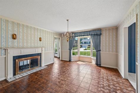 5022 Broadlawn Drive SE Cedar Rapids IA 52403