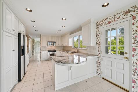 5022 Broadlawn Drive SE Cedar Rapids IA 52403