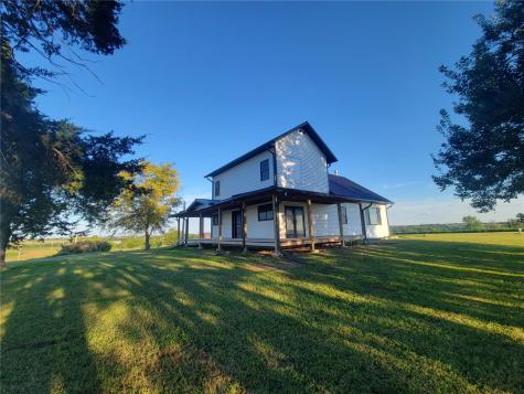 3271 190th Street Ainsworth IA 52201
