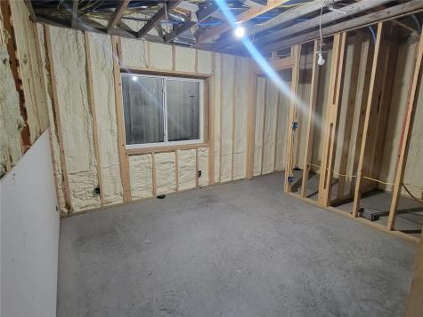 3271 190th Street Ainsworth IA 52201