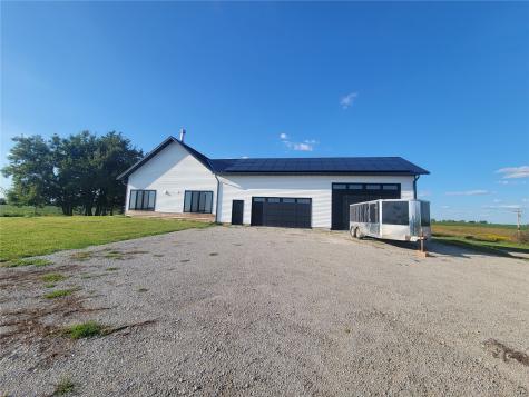 3271 190th Street Ainsworth IA 52201