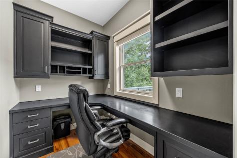 3216 Rimrock NE Cedar Rapids IA 52402
