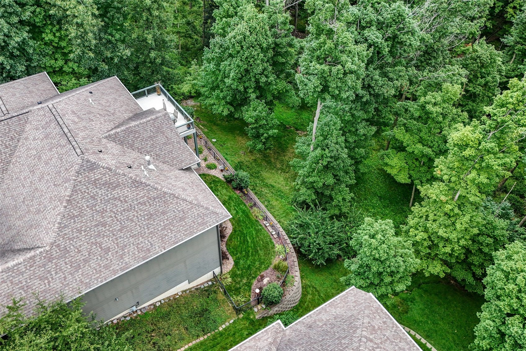 3216 Rimrock NE Cedar Rapids IA 52402