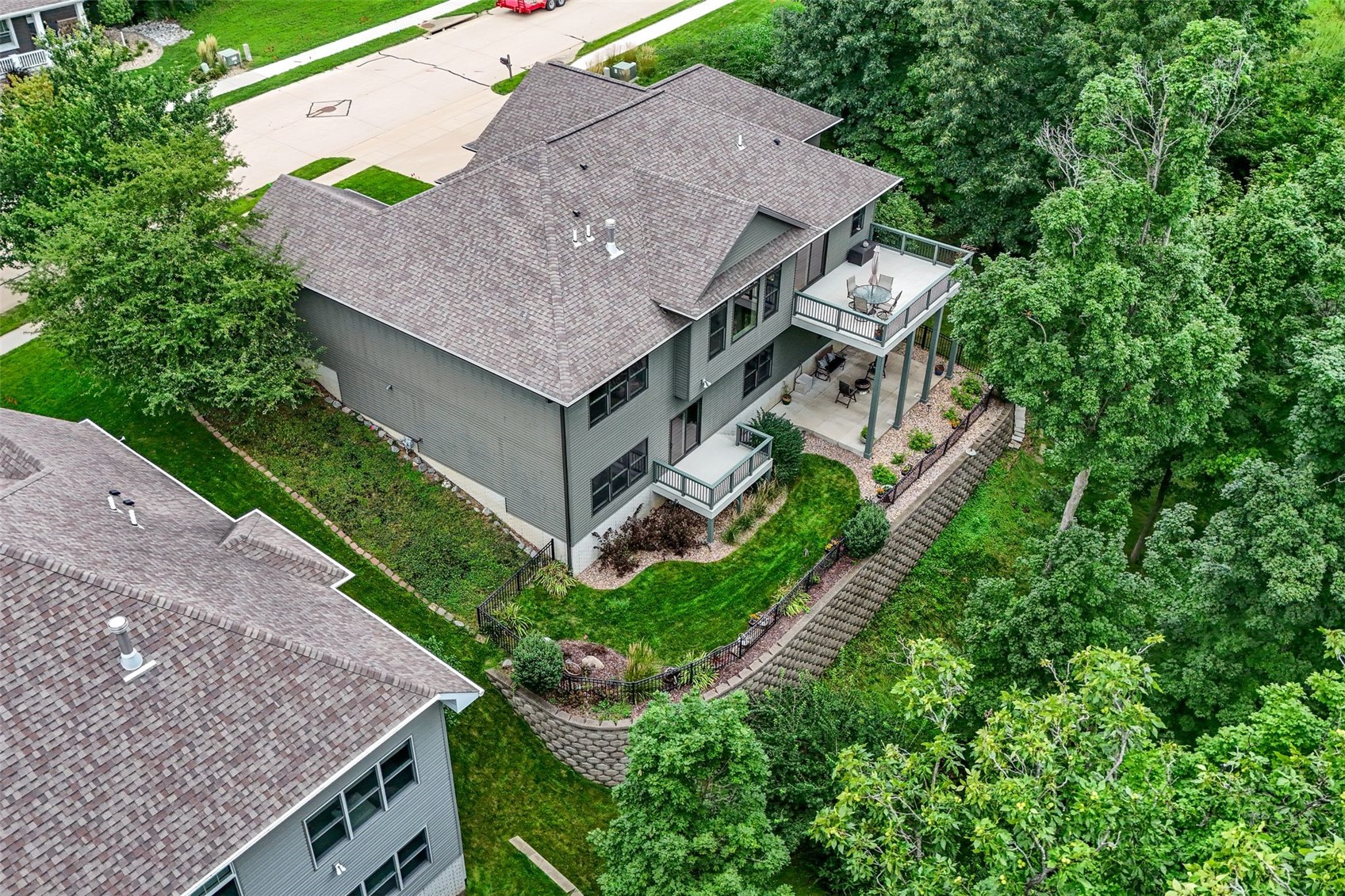 3216 Rimrock NE Cedar Rapids IA 52402