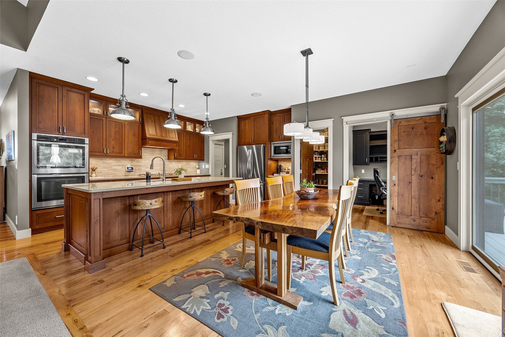 3216 Rimrock NE Cedar Rapids IA 52402