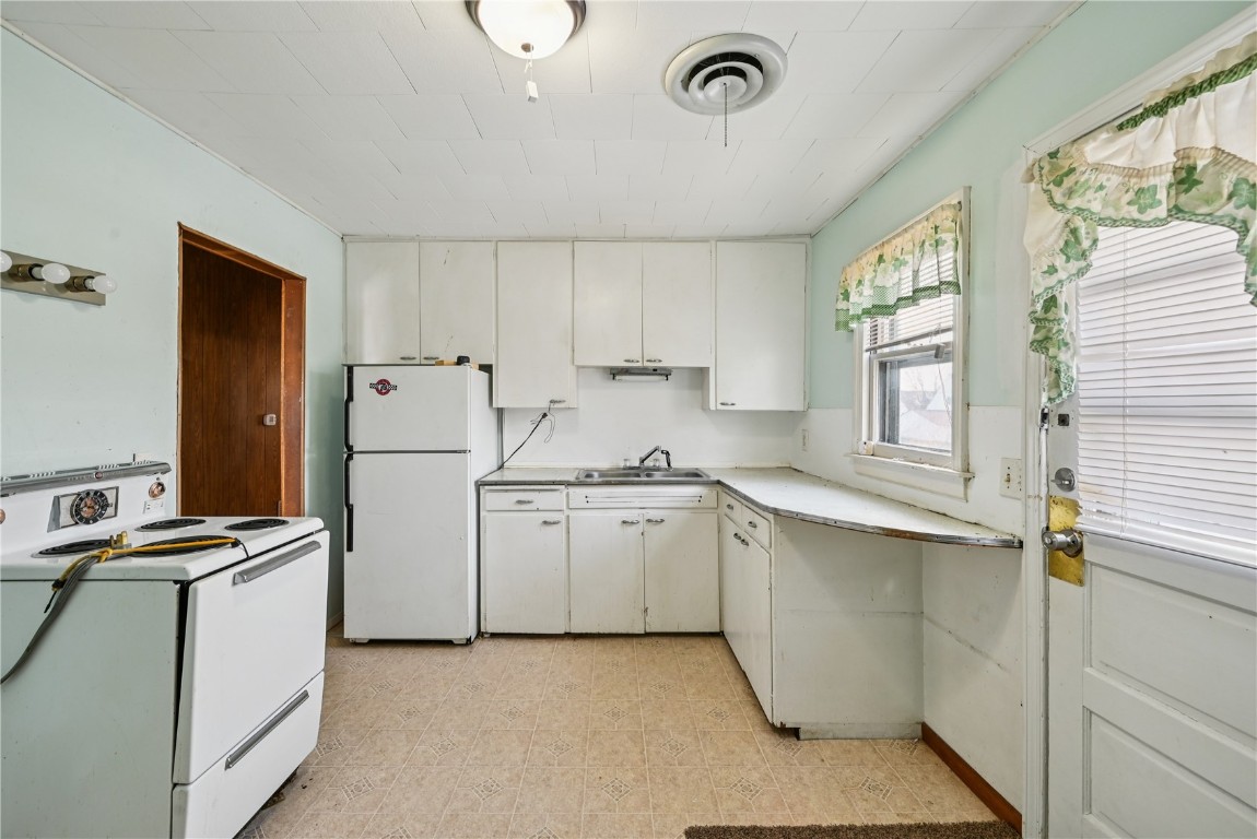 205 2nd Avenue Atkins IA 52206