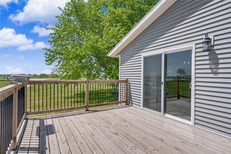 7850 20th Avenue Blairstown IA 52209