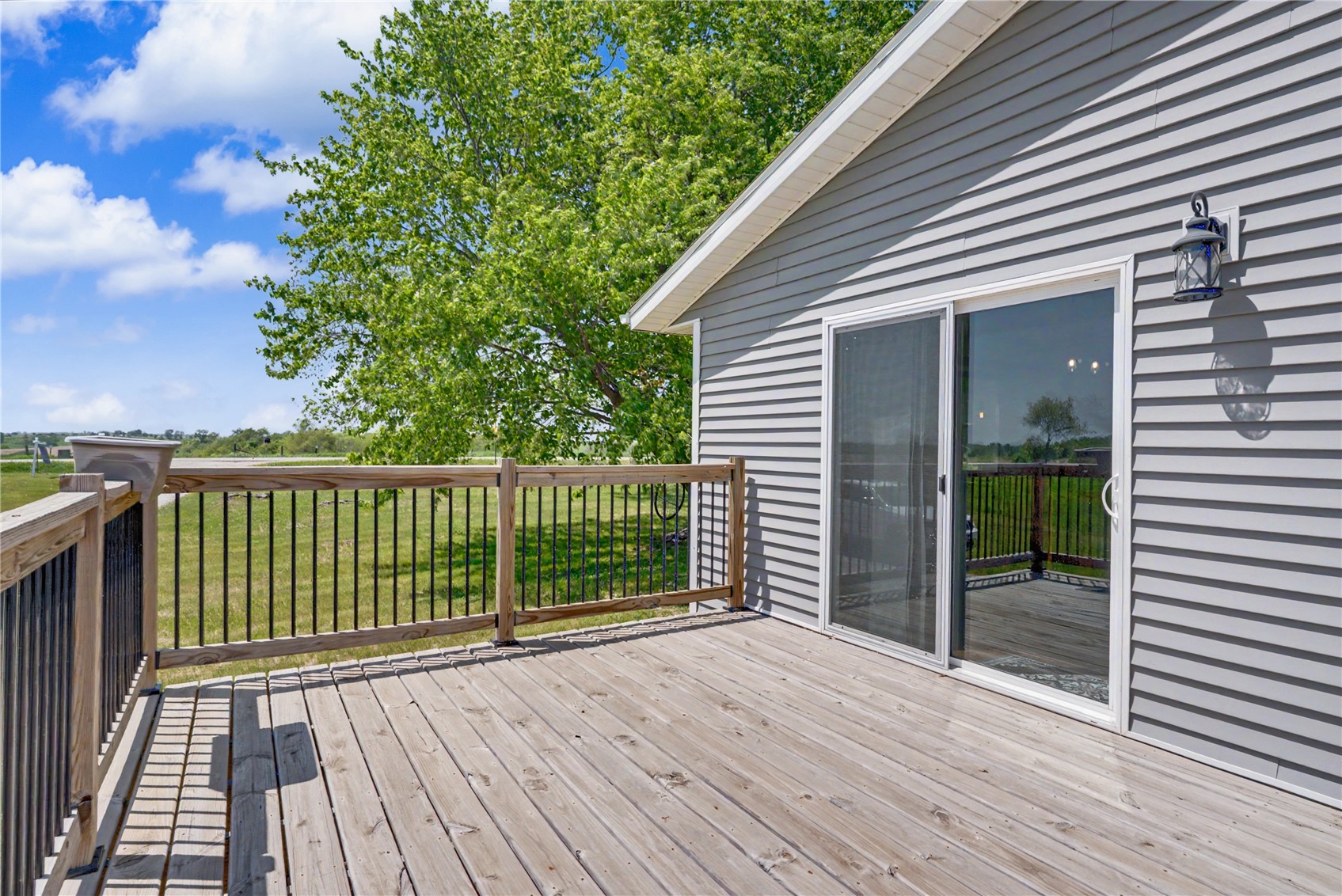 7850 20th Avenue Blairstown IA 52209