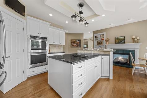 3826 Cedar Bluff Court NE Cedar Rapids IA 52411