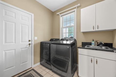 3826 Cedar Bluff Court NE Cedar Rapids IA 52411