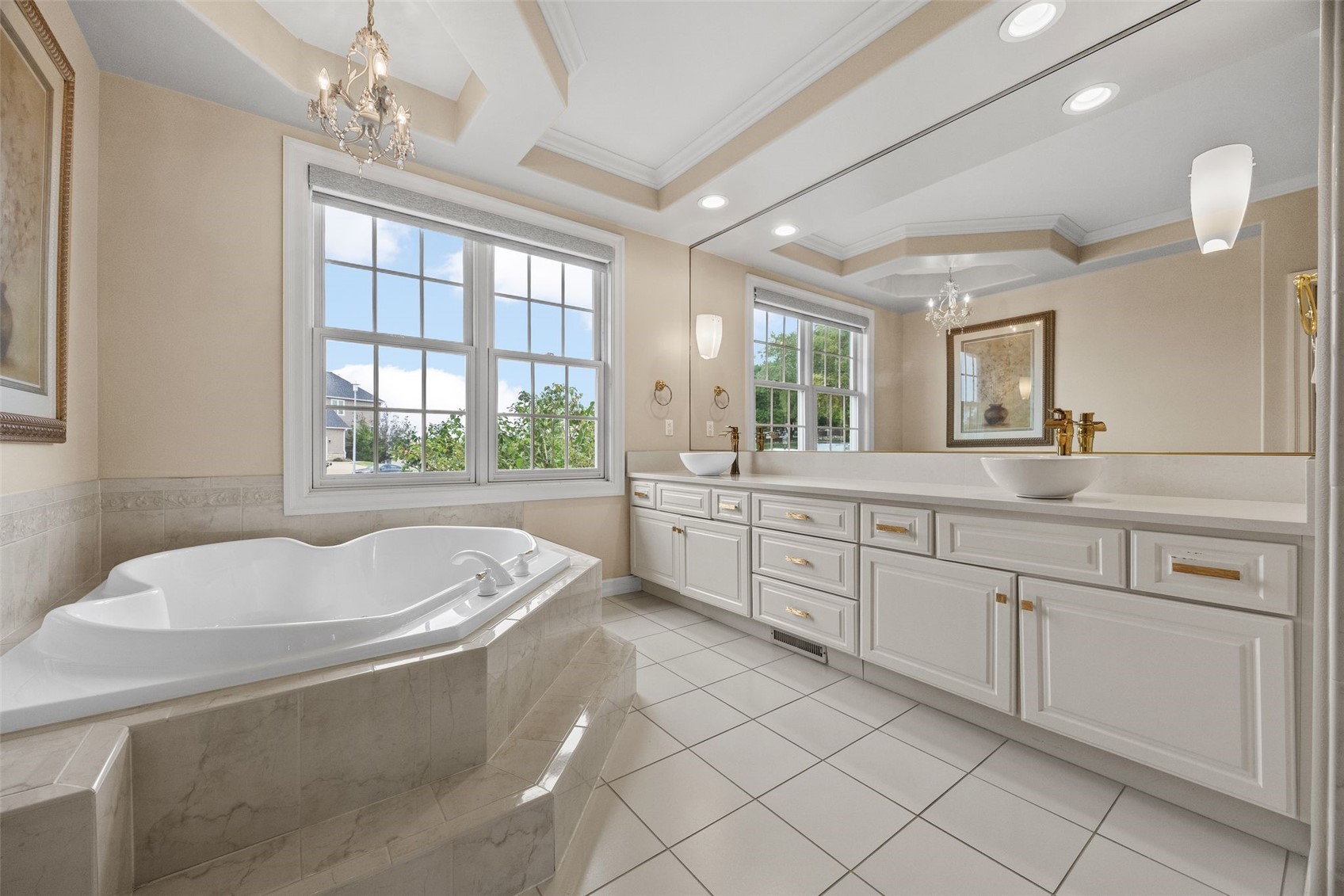 3826 Cedar Bluff Court NE Cedar Rapids IA 52411