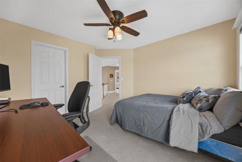 3826 Cedar Bluff Court NE Cedar Rapids IA 52411