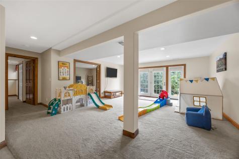 3826 Cedar Bluff Court NE Cedar Rapids IA 52411