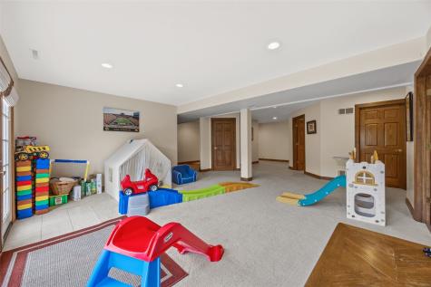 3826 Cedar Bluff Court NE Cedar Rapids IA 52411