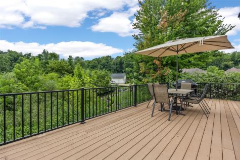 3826 Cedar Bluff Court NE Cedar Rapids IA 52411