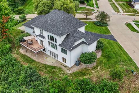 3826 Cedar Bluff Court NE Cedar Rapids IA 52411