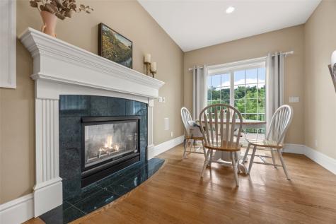 3826 Cedar Bluff Court NE Cedar Rapids IA 52411