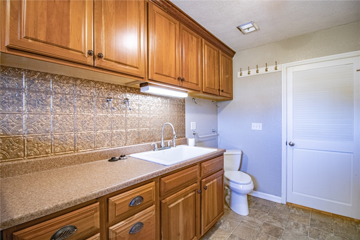 10487 Shaw Road Anamosa IA 52205