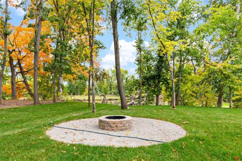 5521 Seminole Valley Trail NE Cedar Rapids IA 52411