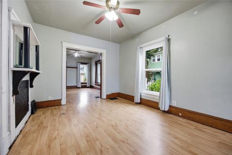 609 Mulberry Street Tipton IA 52772