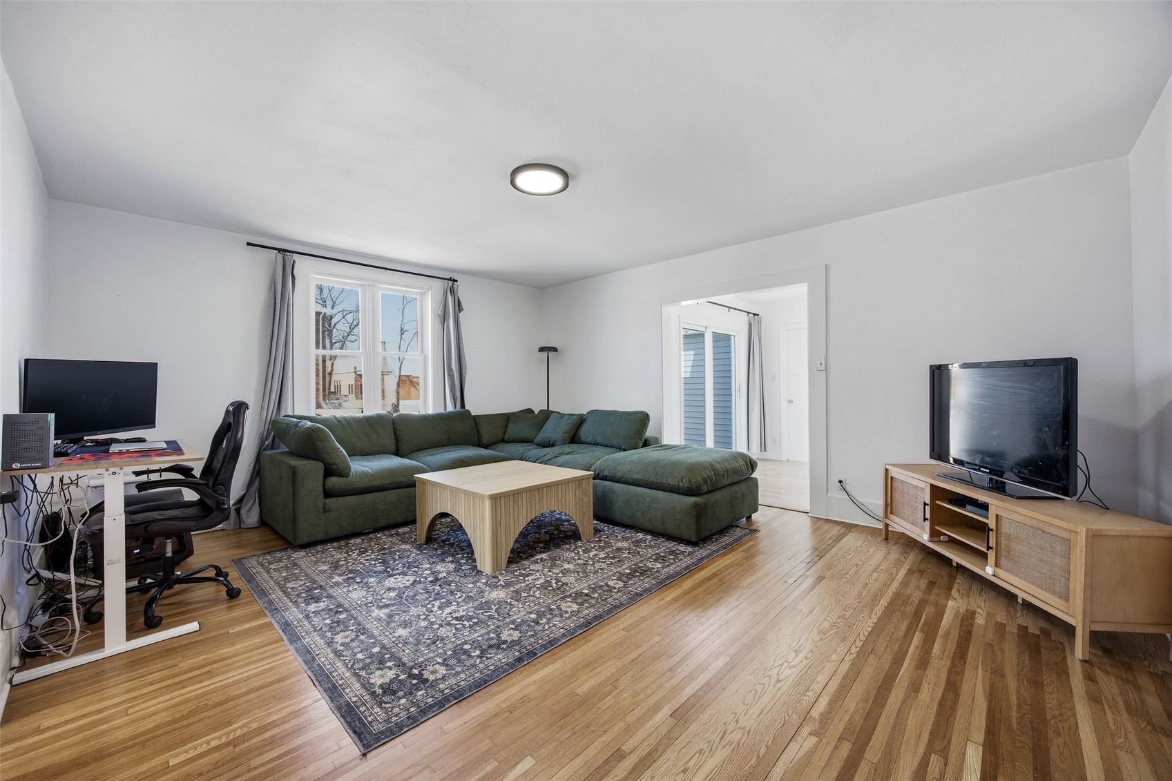 100 3rd Avenue Newhall IA 52315