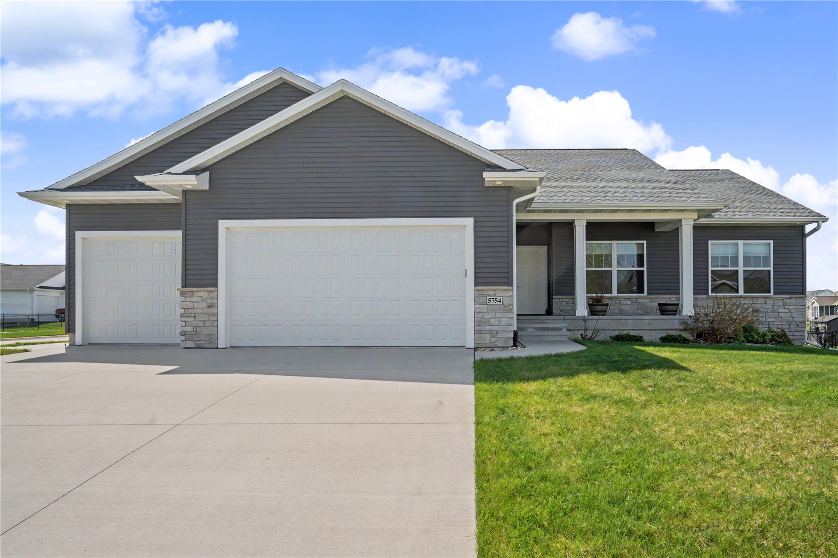 5754 Ridge Stone Lane Marion IA 52302