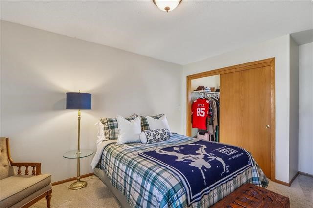 5020 Erin NE Cedar Rapids IA 52411
