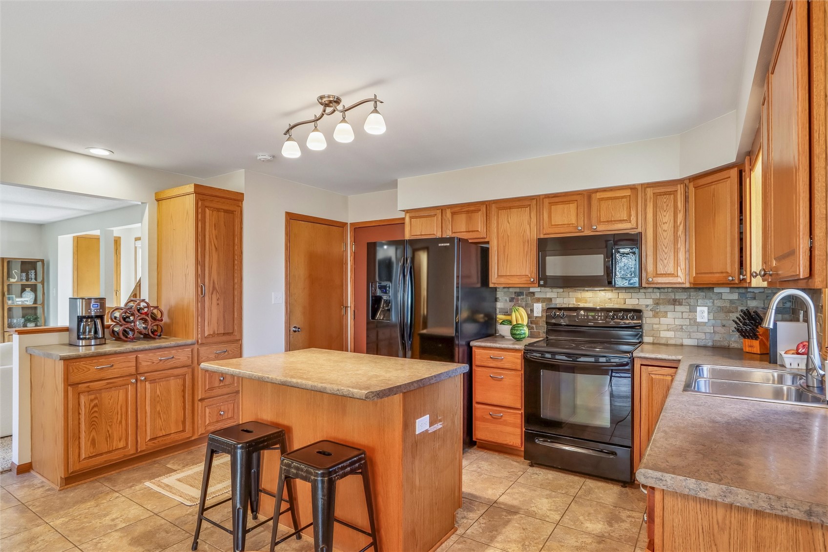 5020 Erin NE Cedar Rapids IA 52411