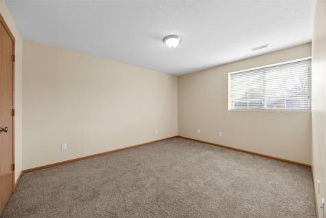 755 Alexis Lane Marion IA 52302