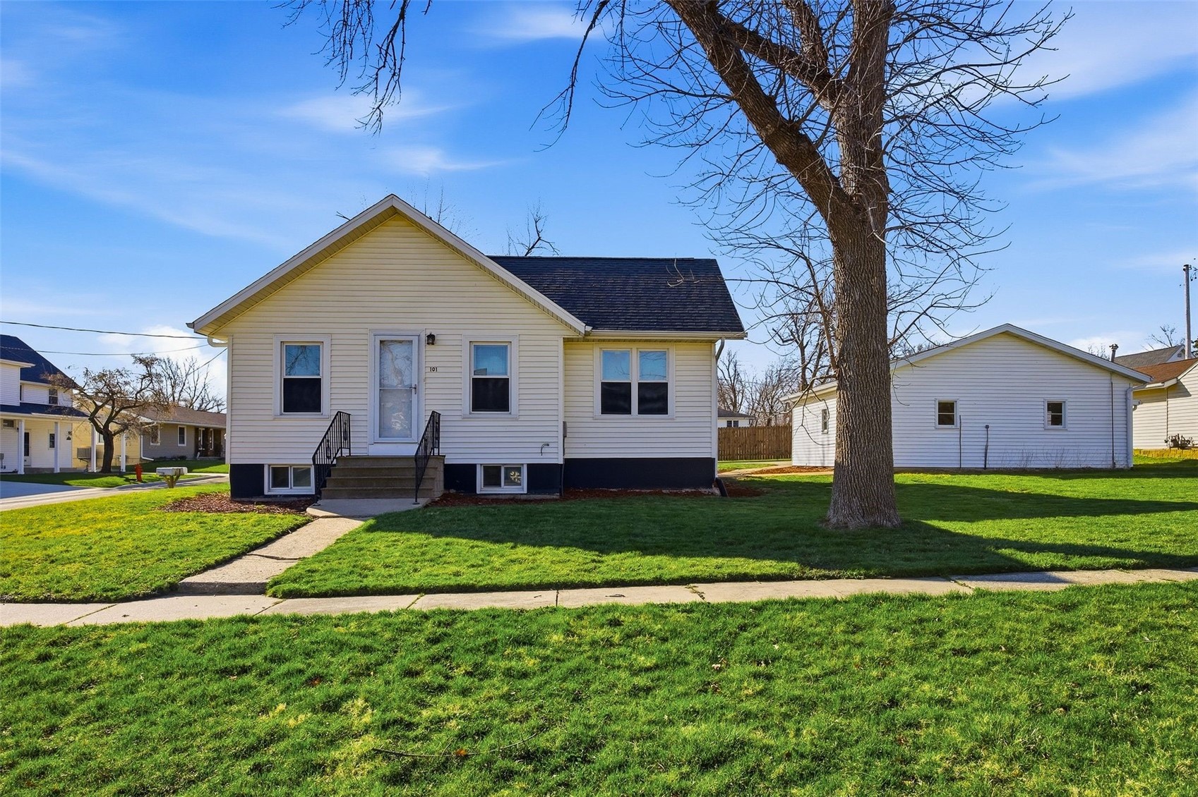 101 1st Avenue Springville IA 52336