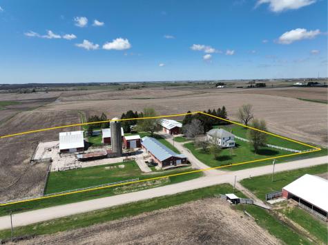 5718 Quality Ridge Road Coggon IA 52218
