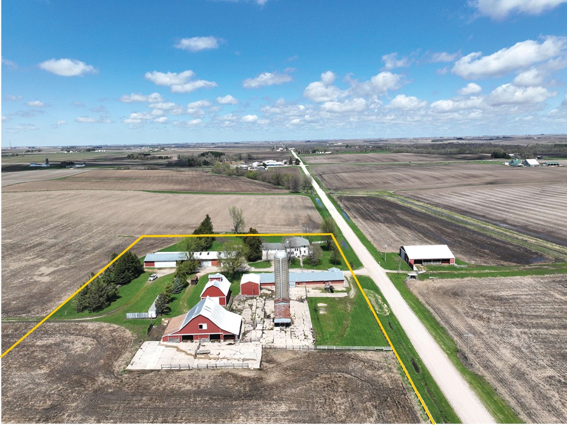 5718 Quality Ridge Road Coggon IA 52218