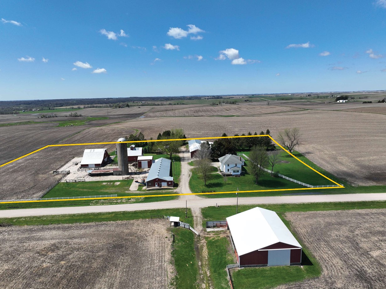 5718 Quality Ridge Road Coggon IA 52218