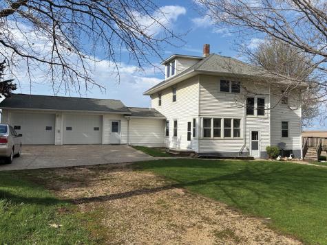 5718 Quality Ridge Road Coggon IA 52218
