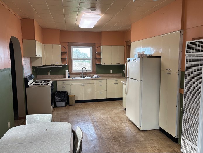 5718 Quality Ridge Road Coggon IA 52218