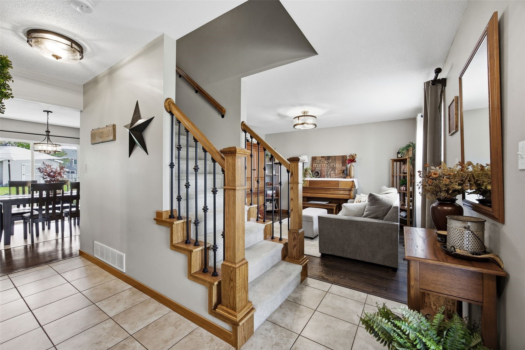 3509 Falcon View SW Cedar Rapids IA 52404