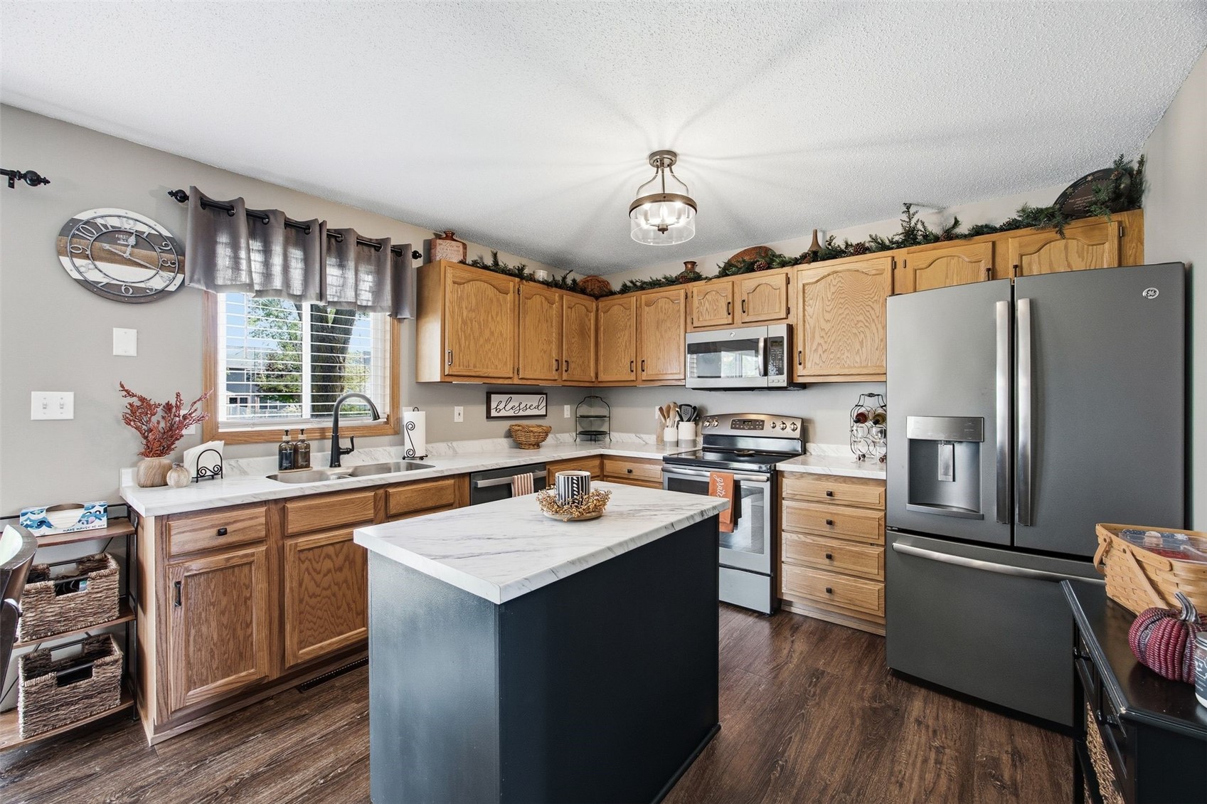 3509 Falcon View SW Cedar Rapids IA 52404