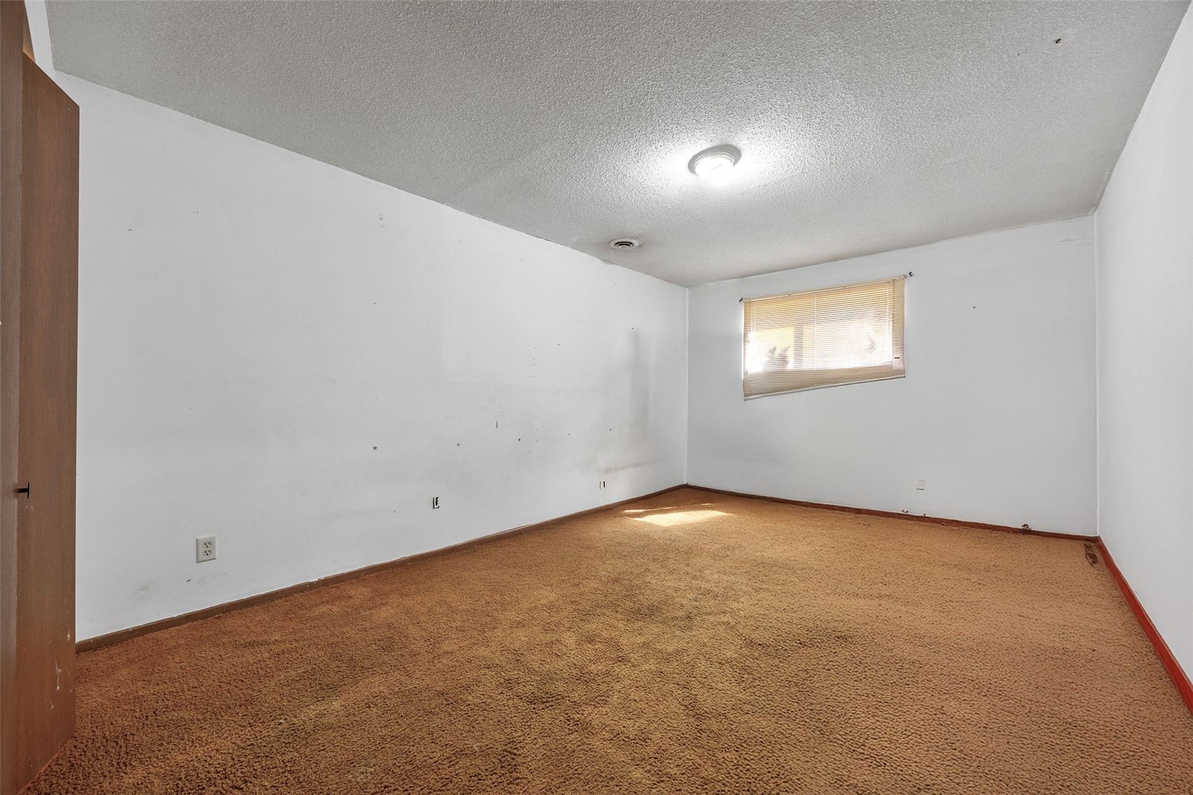 207 Washington Street Hills IA 52235