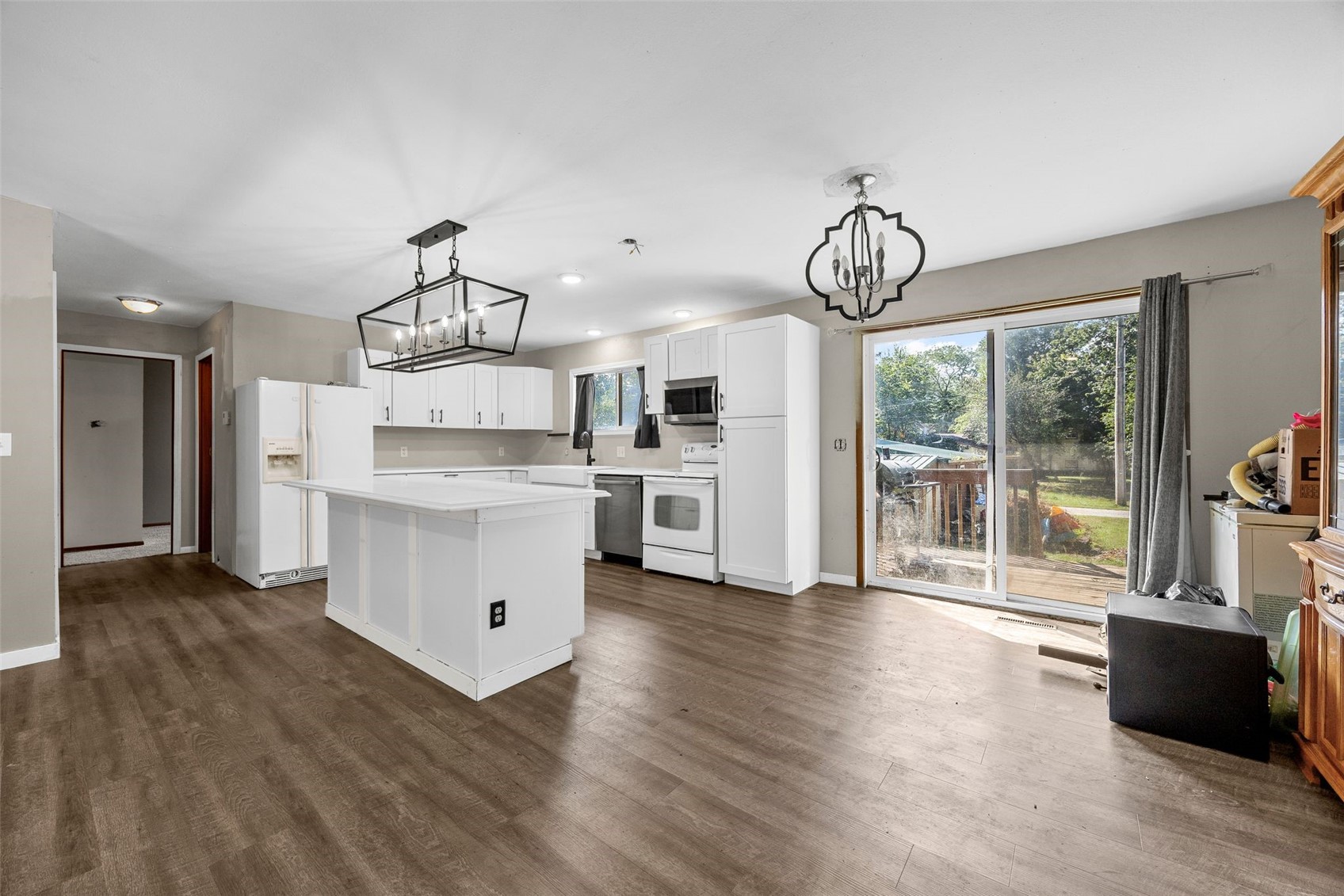 207 Washington Street Hills IA 52235