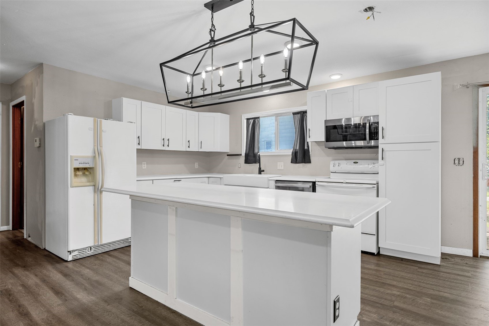 207 Washington Street Hills IA 52235