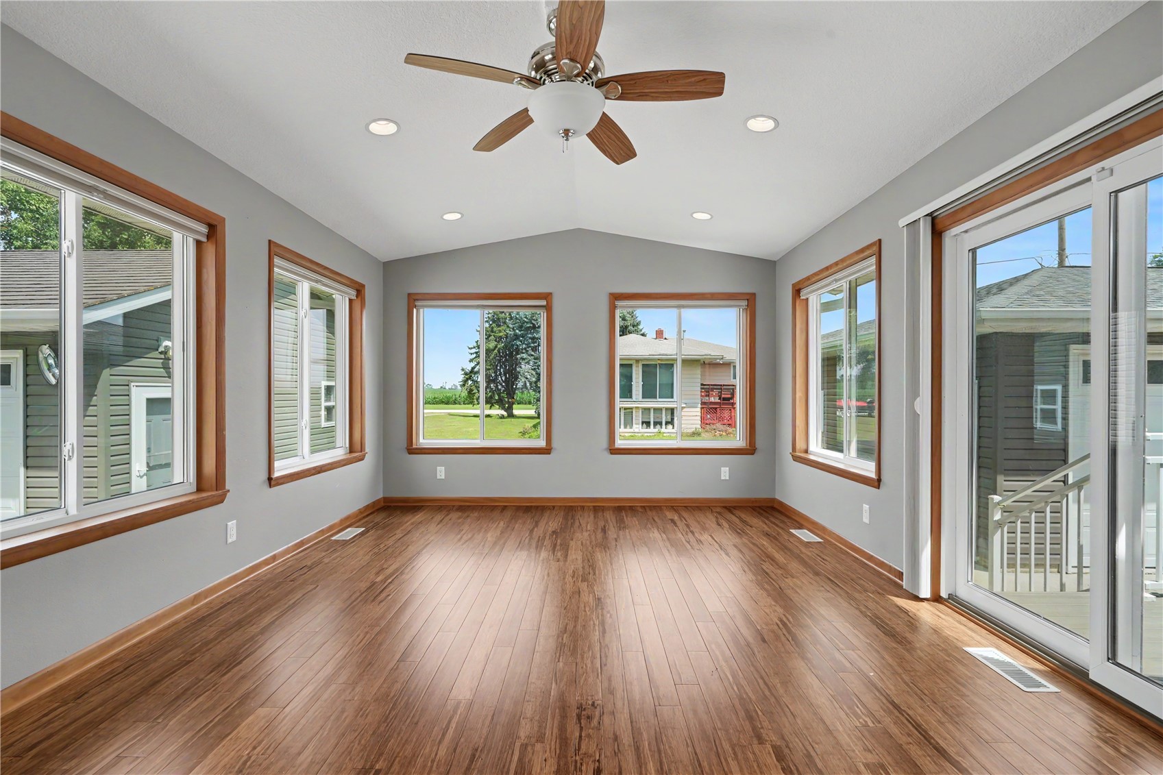 214 E Washington Street Norway IA 52318